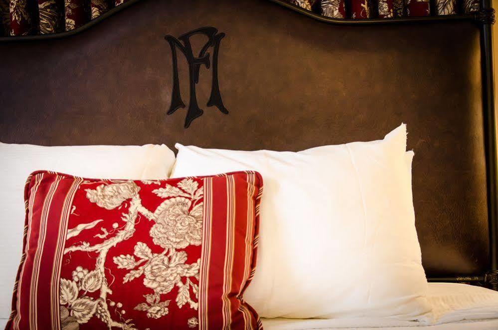 General Francis Marion Hotel Экстерьер фото